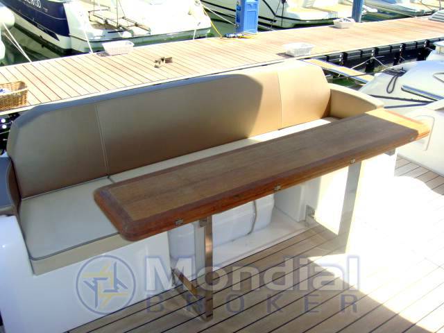 Sessa marine 54 fly