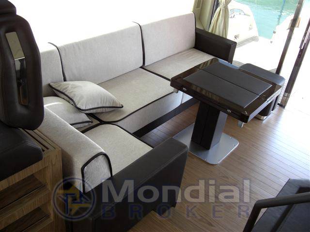 Sessa marine 54 fly