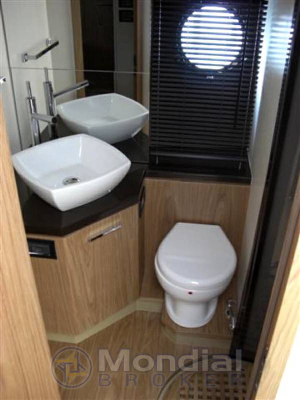 Sessa marine 54 fly