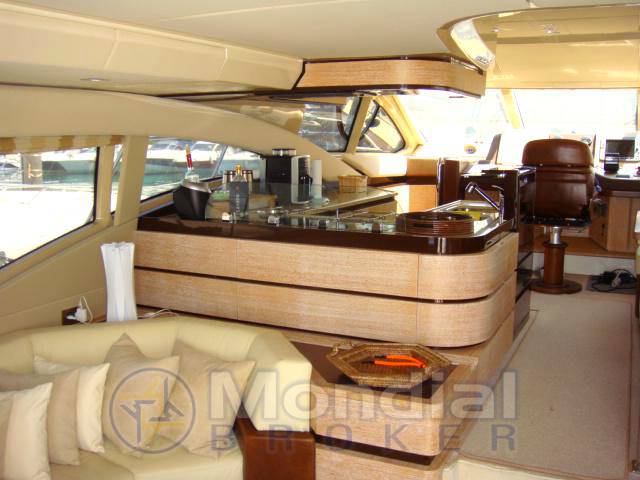 Azimut 58 fly