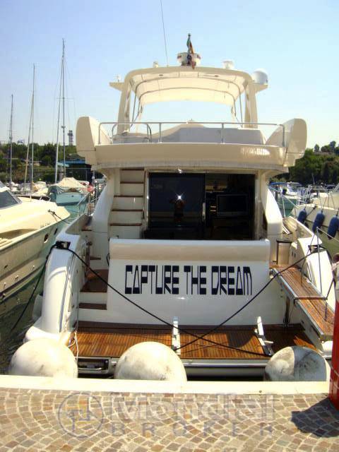 Azimut 58 fly
