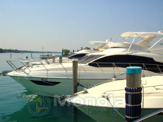 Azimut 58 fly