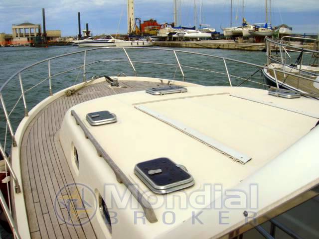 Cantieri estensi Goldstar 440 fly