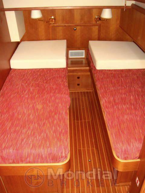 Cantieri estensi Goldstar 440 fly