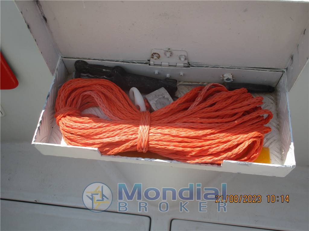Comar yacht Meteor 8
