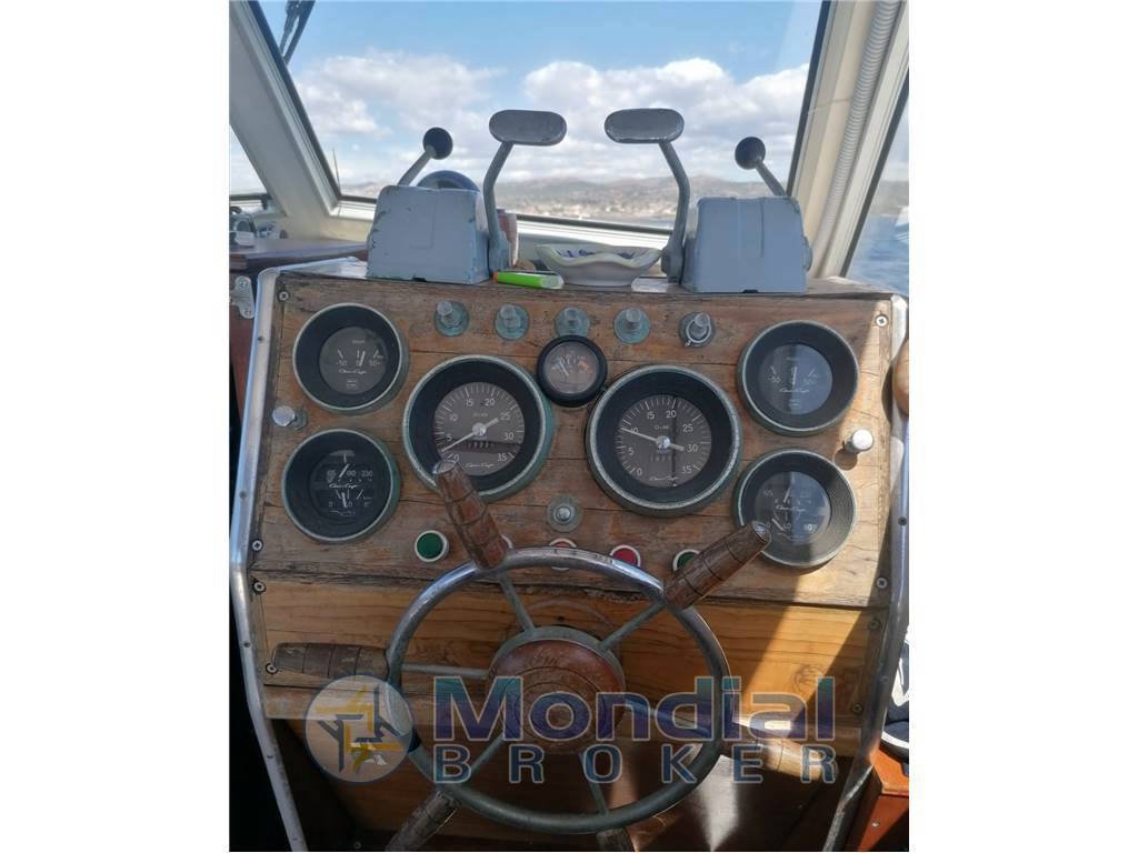 Chris craft 9
