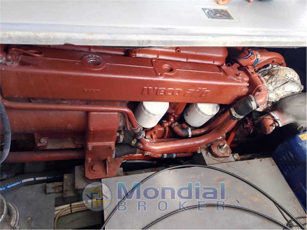 Chris craft Commander 31 fly