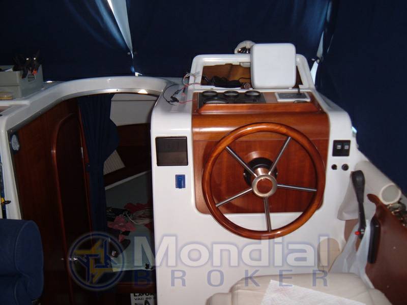 Benetau Antares 760