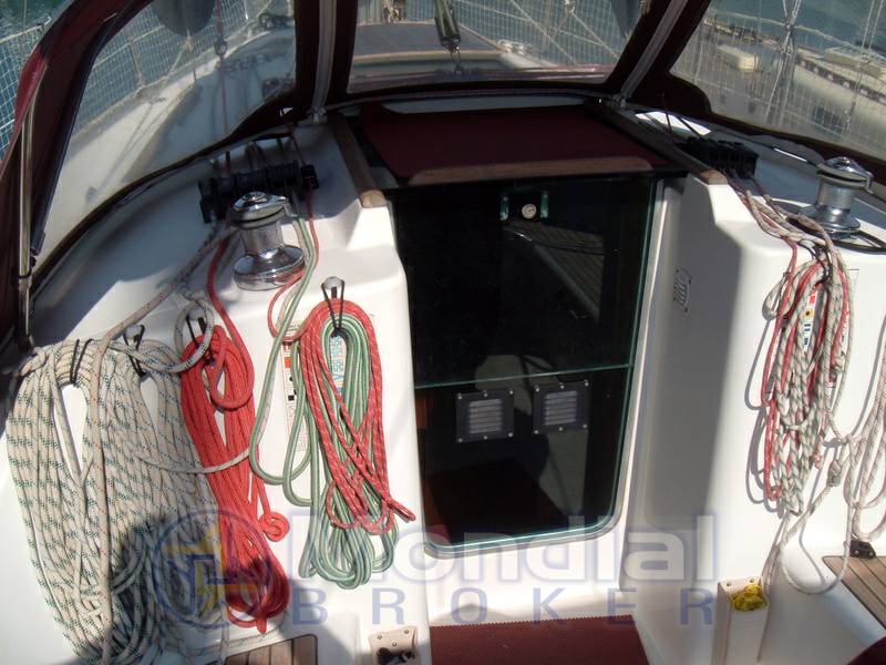 Benetau Oceanis clipper 311