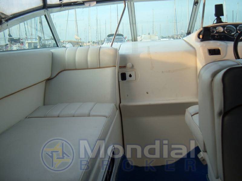 Sea ray boats Sundancer 240