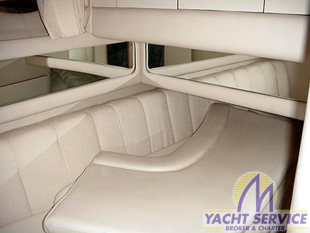 Sea ray 480 sedan bridge