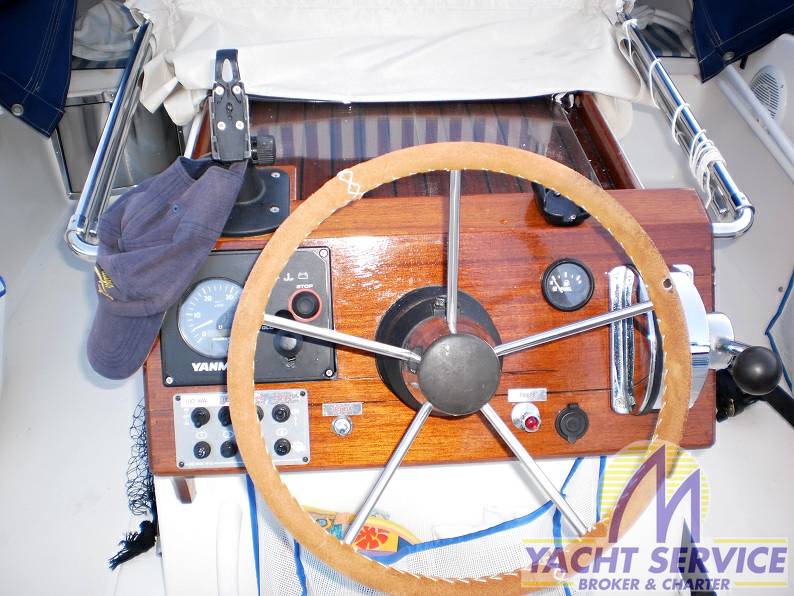 Navalplastica Gozzo 595