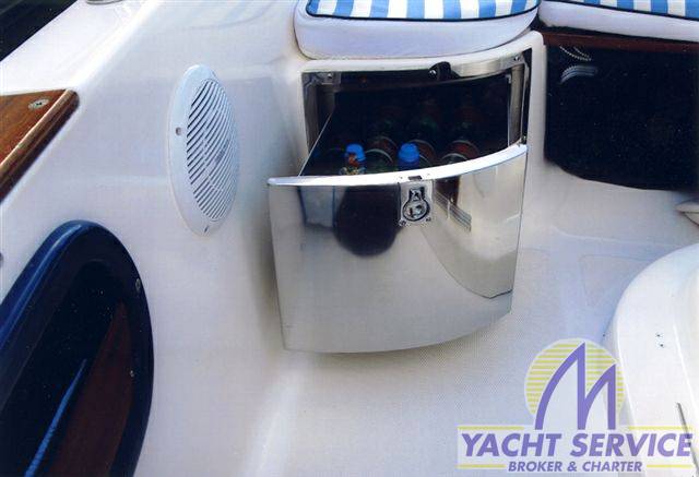 Navalplastica Gozzo 595