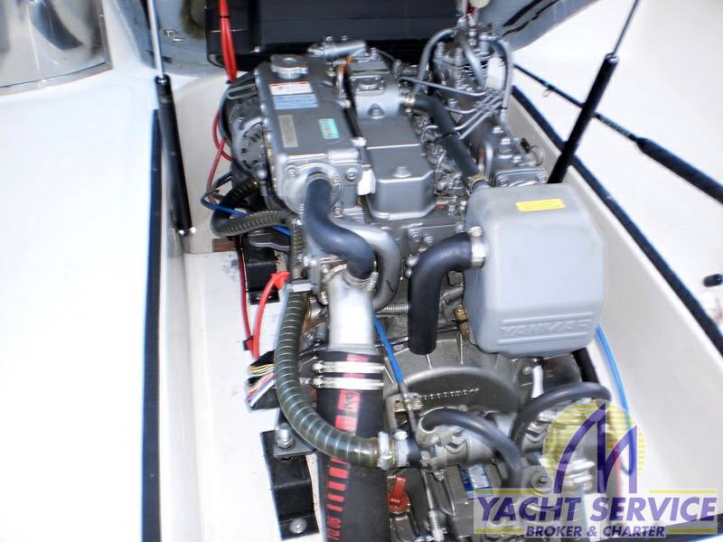 Navalplastica Gozzo 595