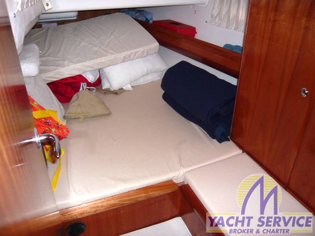 Bavaria 42 cruiser