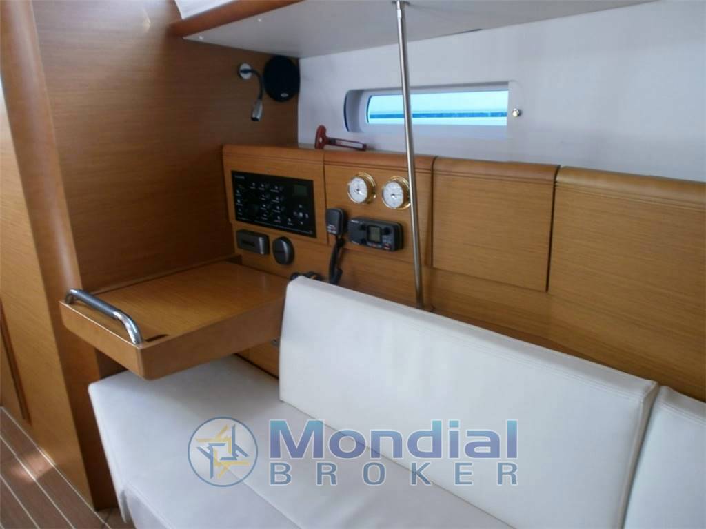 Jeanneau Sun odyssey 379