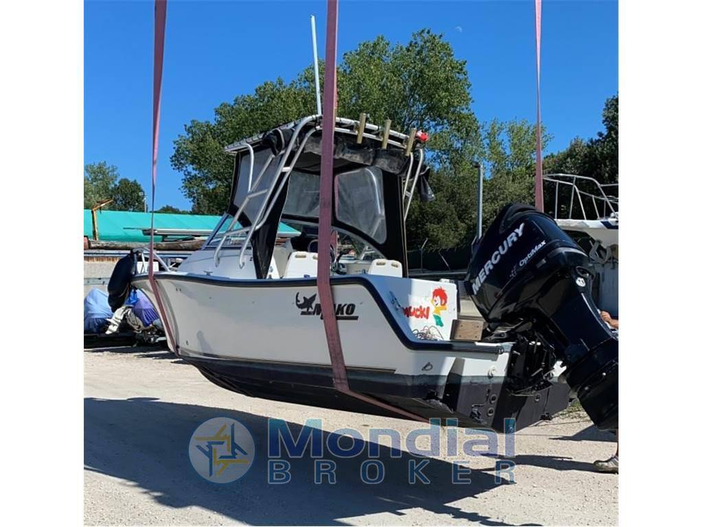 Mako marine Mako 215