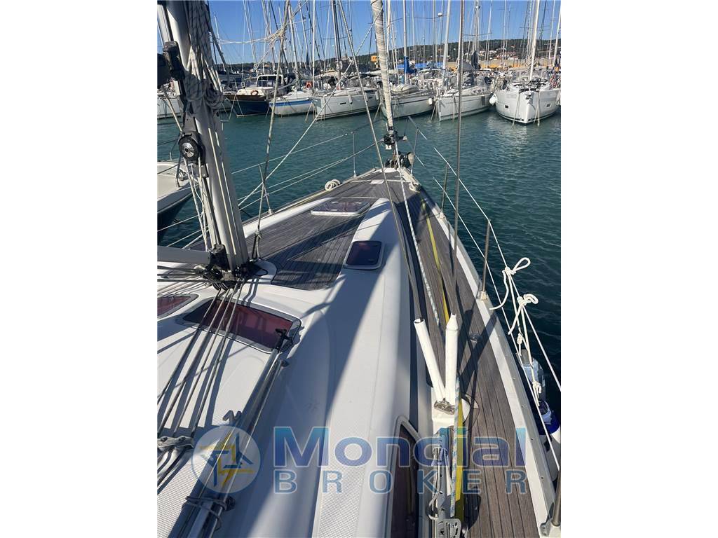 Bavaria 42 cruiser