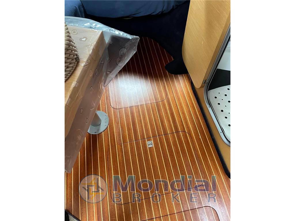 Cranchi Pelican 32