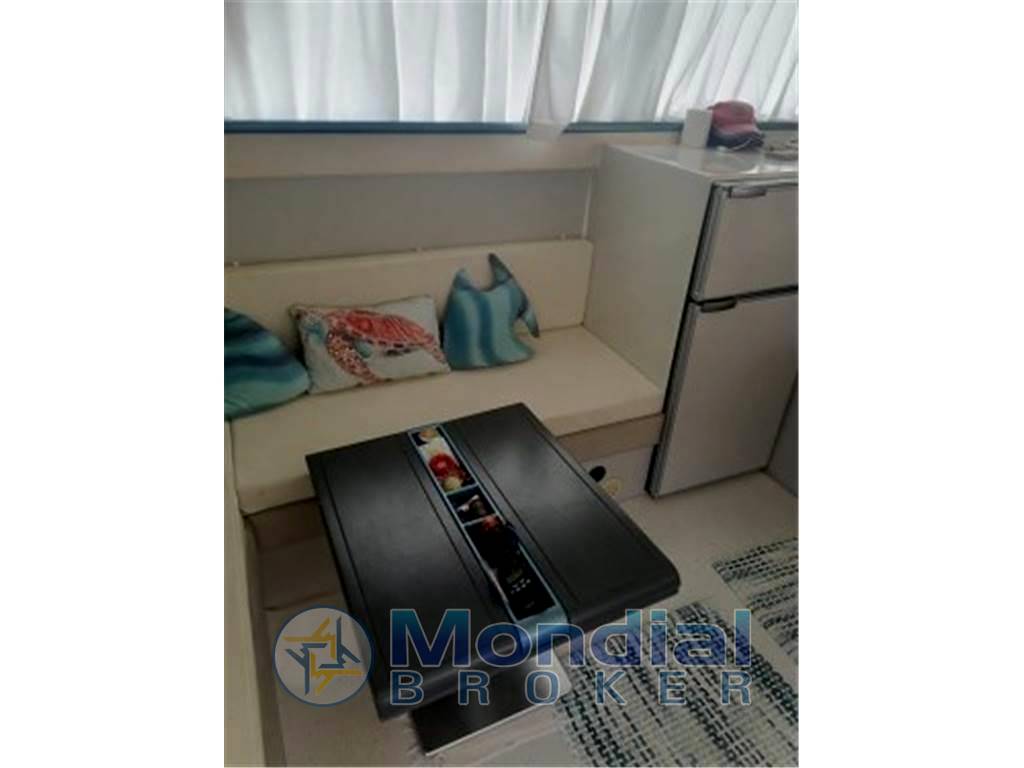 Ferretti yachts Altura 36