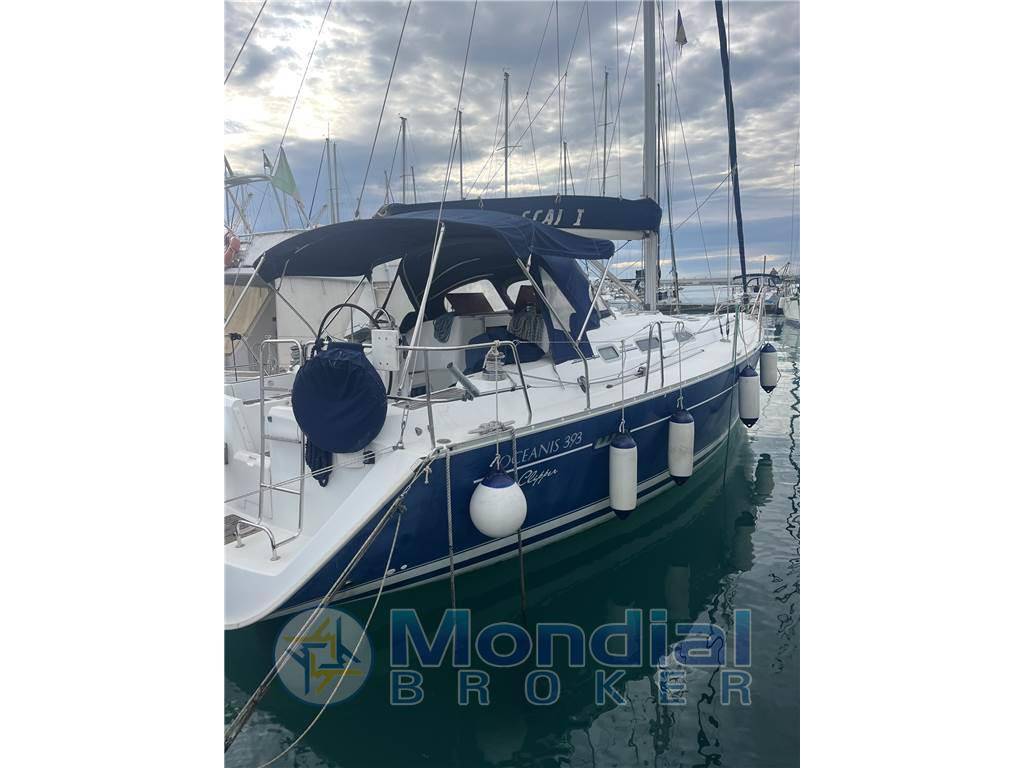 Beneteau Oceanis 393