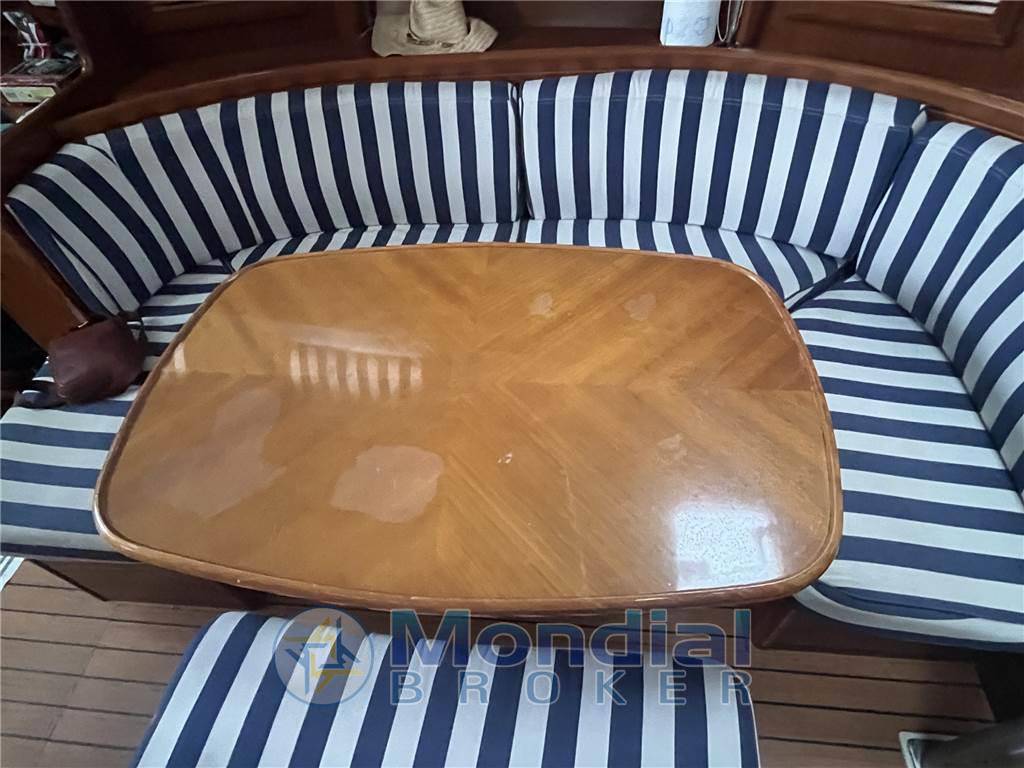 Beneteau Oceanis 393