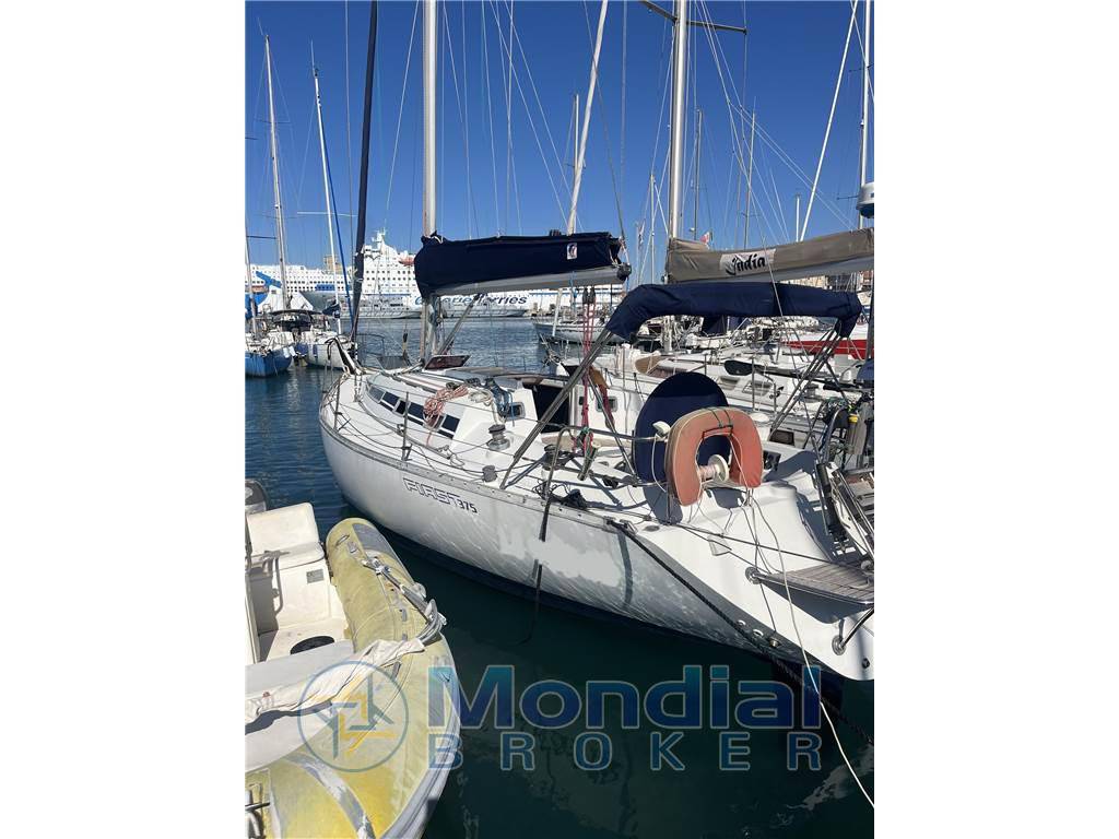 Beneteau First 375