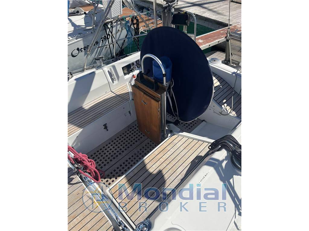 Beneteau First 375