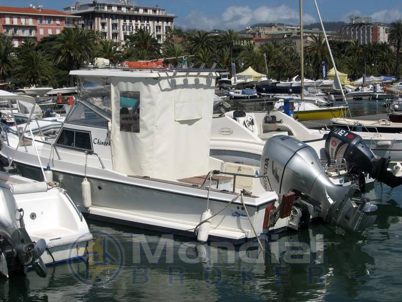 Polyform Barracuda 24 fb