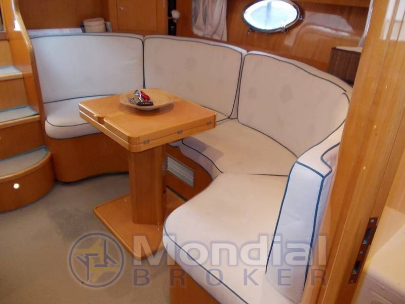 Uniesse 42 open