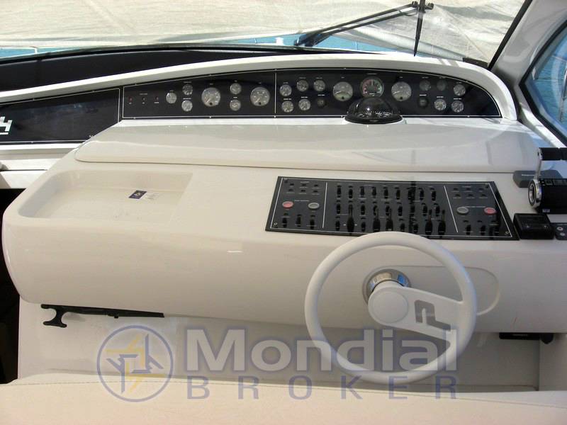Pershing 54
