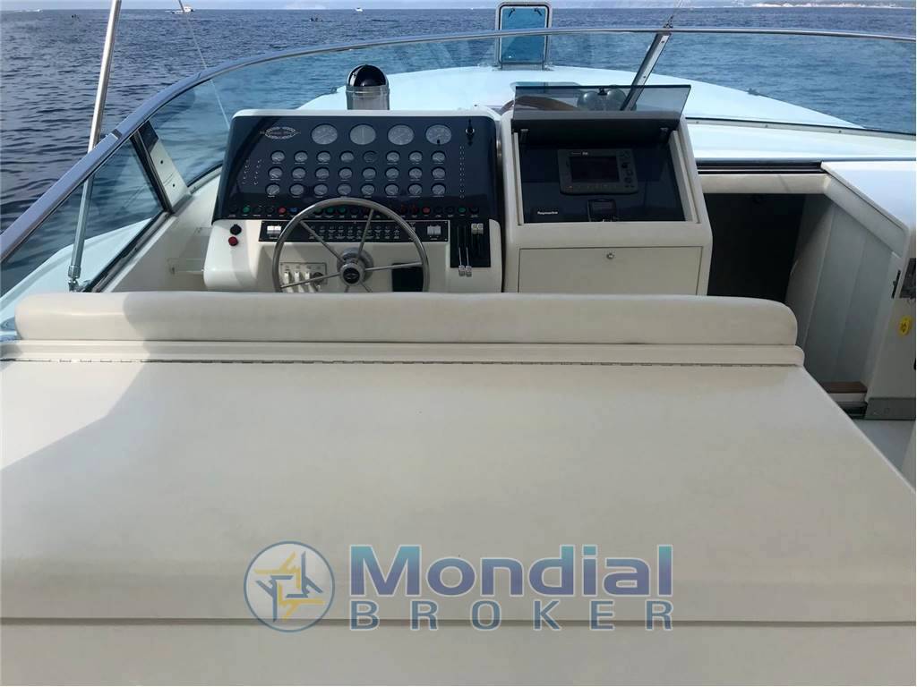 Magnum marine 53