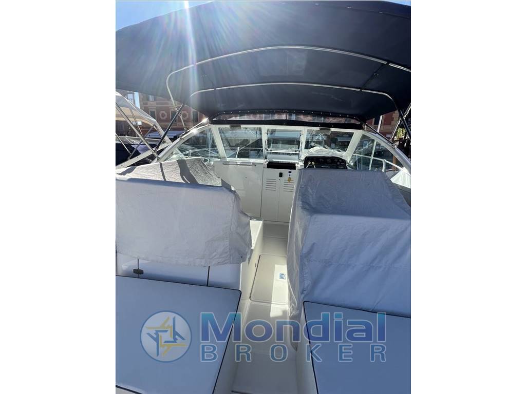 Tiara yachts 2900 coronet