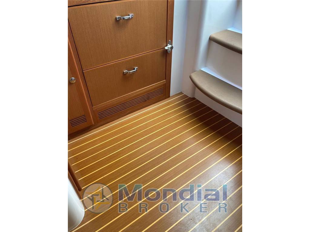 Cabo yachts 45 express