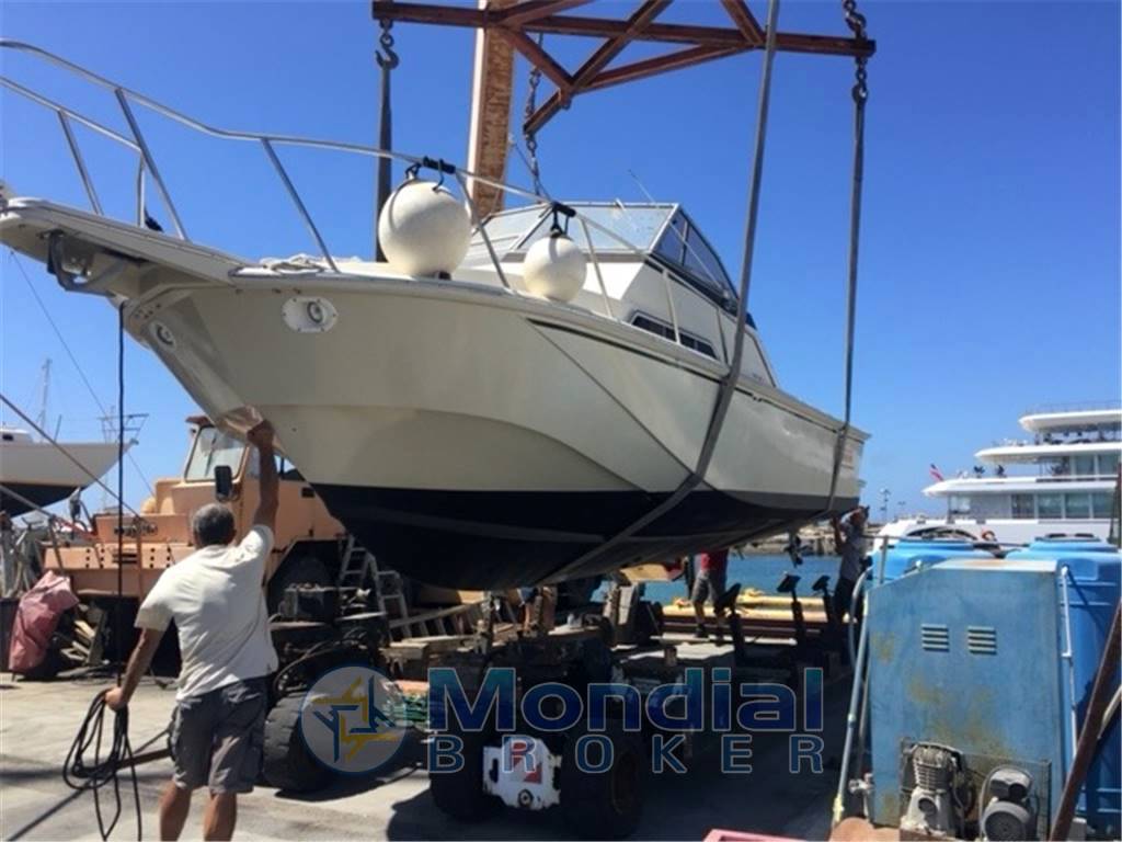 Boston whaler 27 full cabin