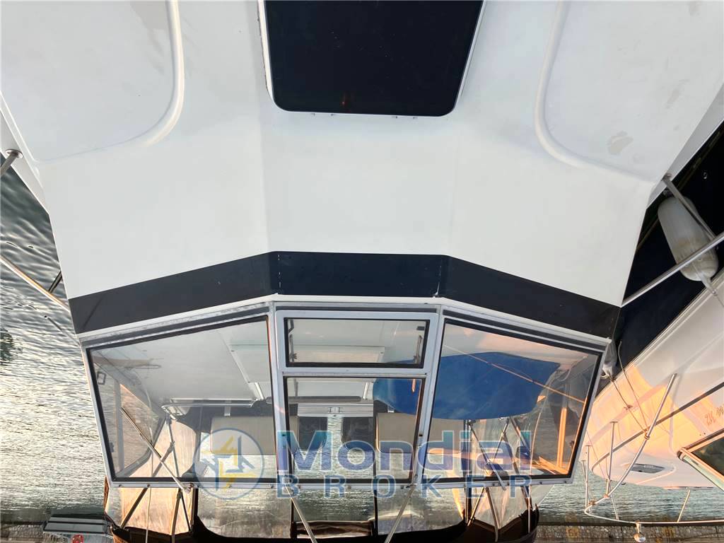 Boston whaler 27 full cabin