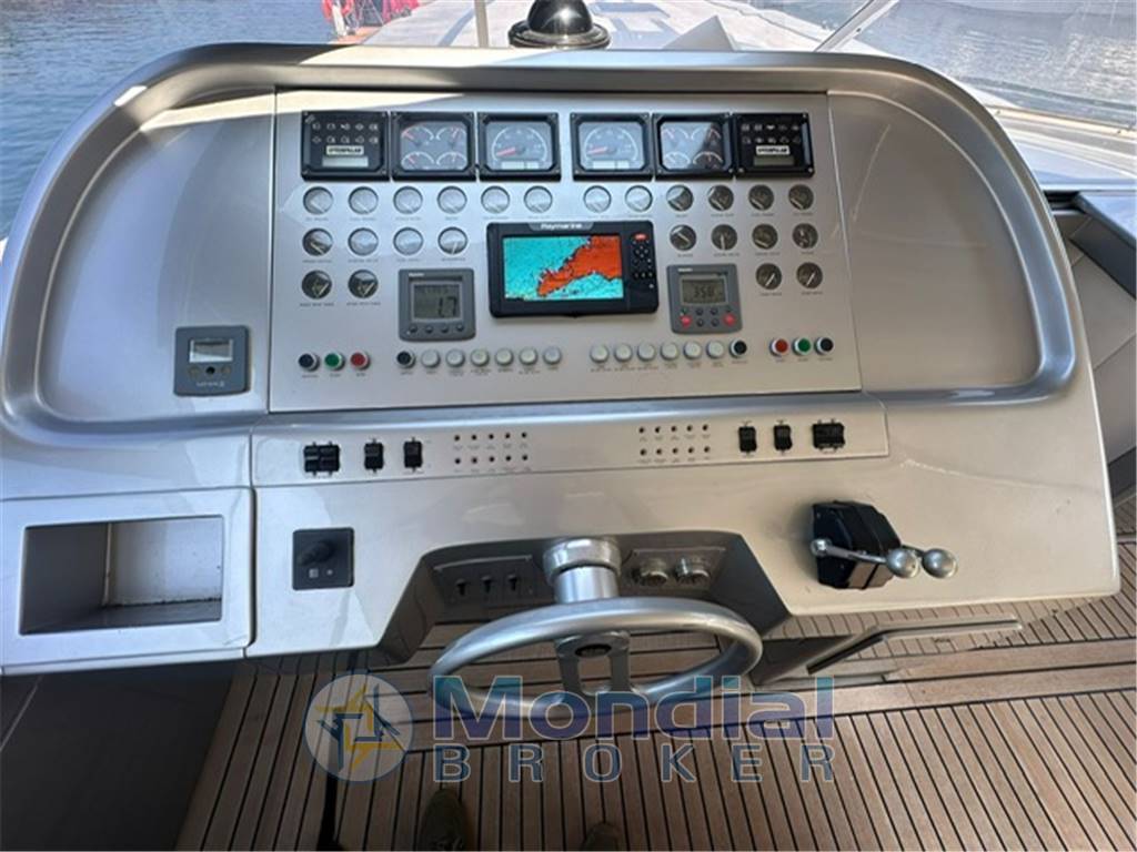 Magnum marine 53