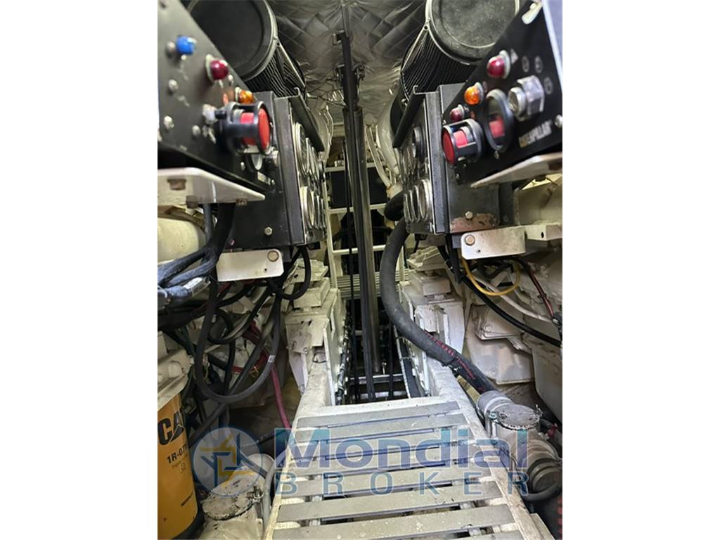 Magnum marine 53