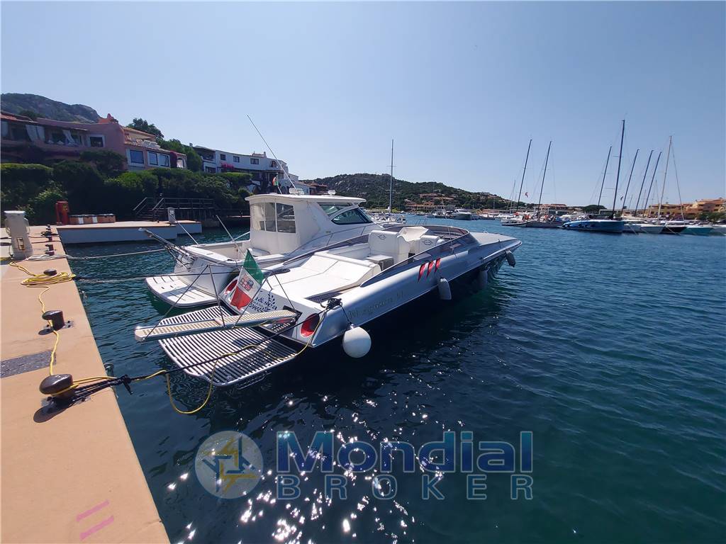 Magnum marine 44