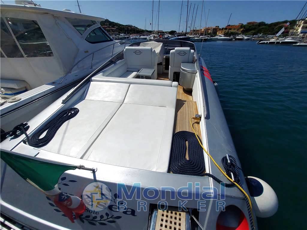 Magnum marine 44