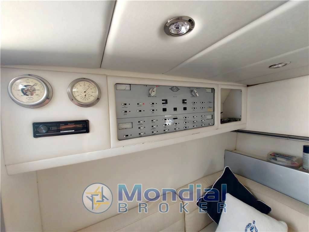 Magnum marine 44