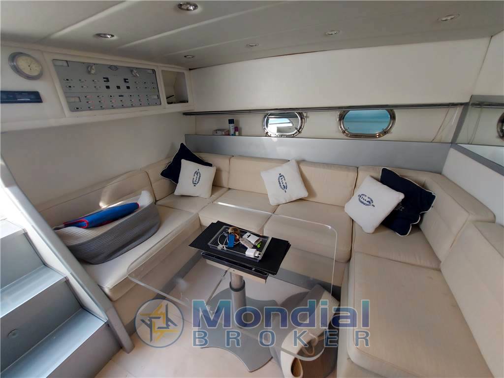 Magnum marine 44