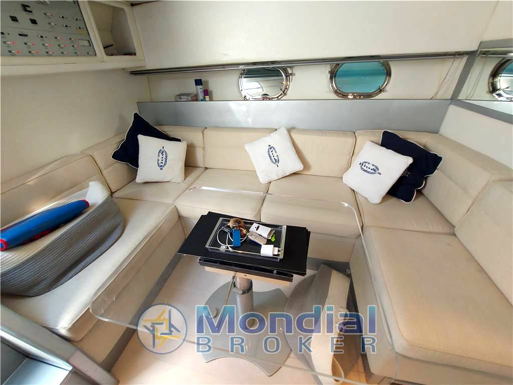Magnum marine 44