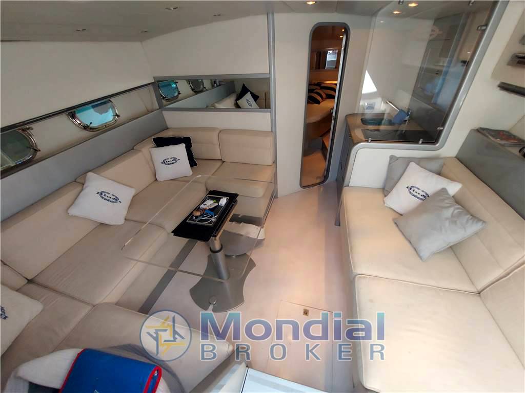 Magnum marine 44