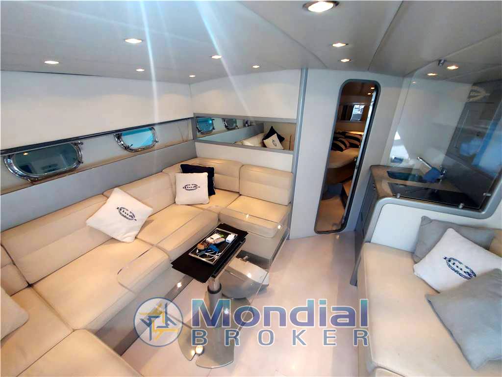 Magnum marine 44