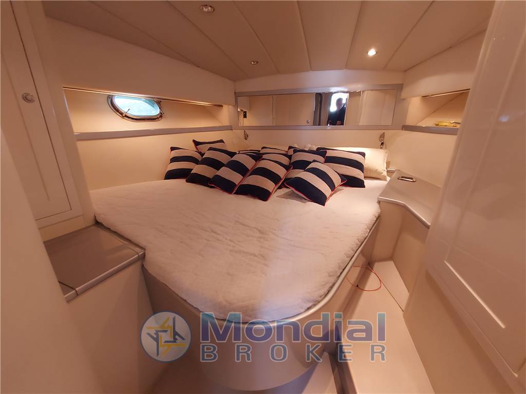 Magnum marine 44