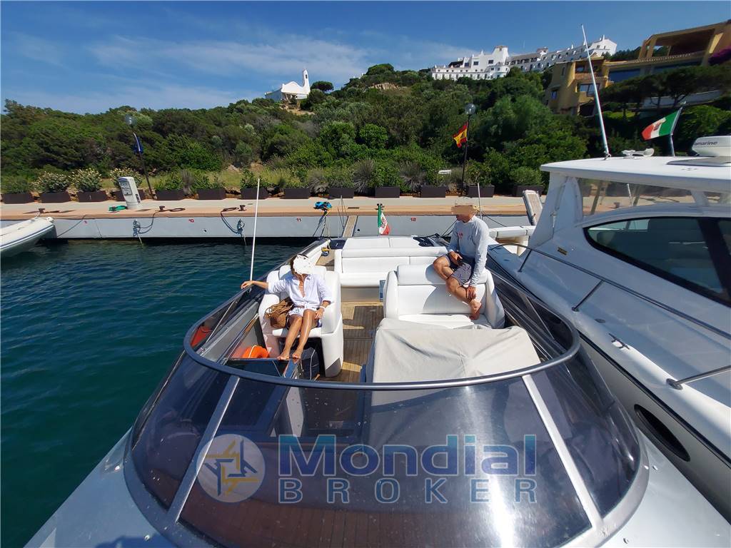 Magnum marine 44