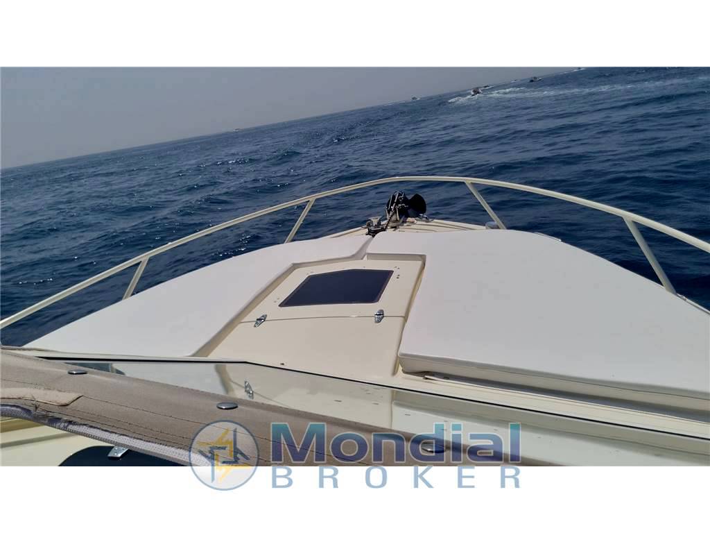 Bertram 28 moppie