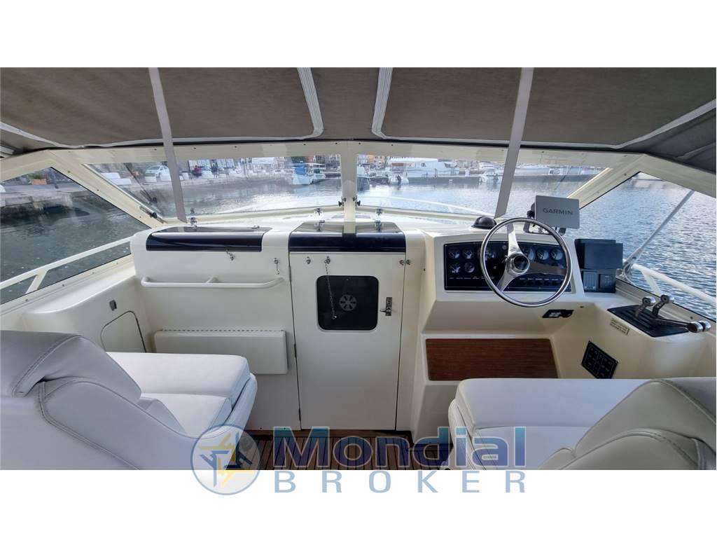 Bertram 28 moppie
