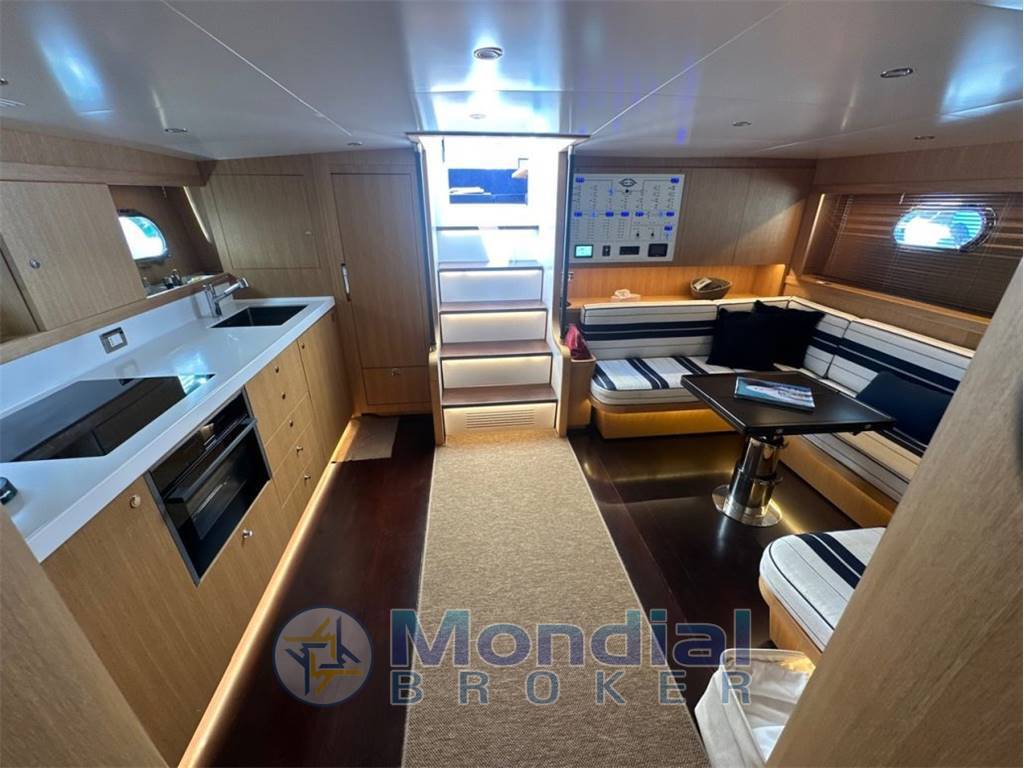 Magnum marine 63
